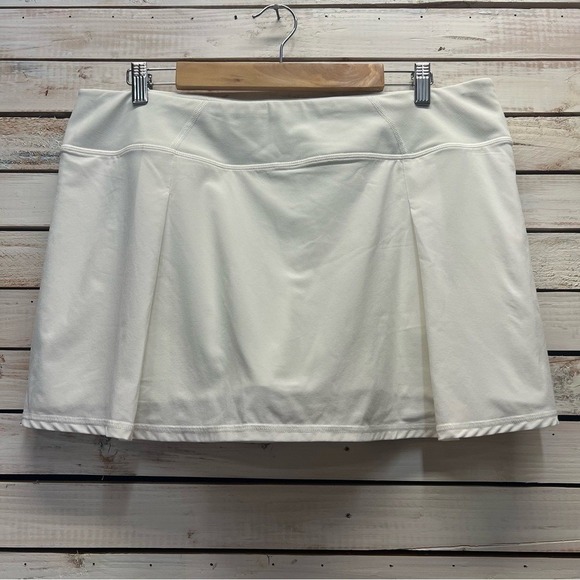 Lucy Activewear‎ White Athletic Skort Built-In Shorts Stretch Tennis Skirt XL - Picture 3 of 9